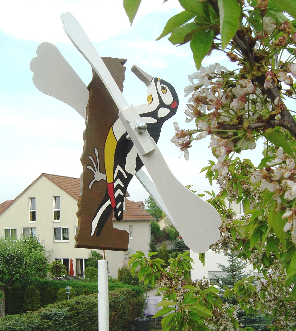 Windspiel Buntspecht, handgefertigt, handbemalt